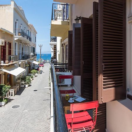 Studios Kiara Chrissi Akti Chania Exterior foto