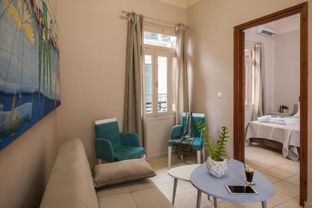 Studios Kiara Chrissi Akti Chania Exterior foto